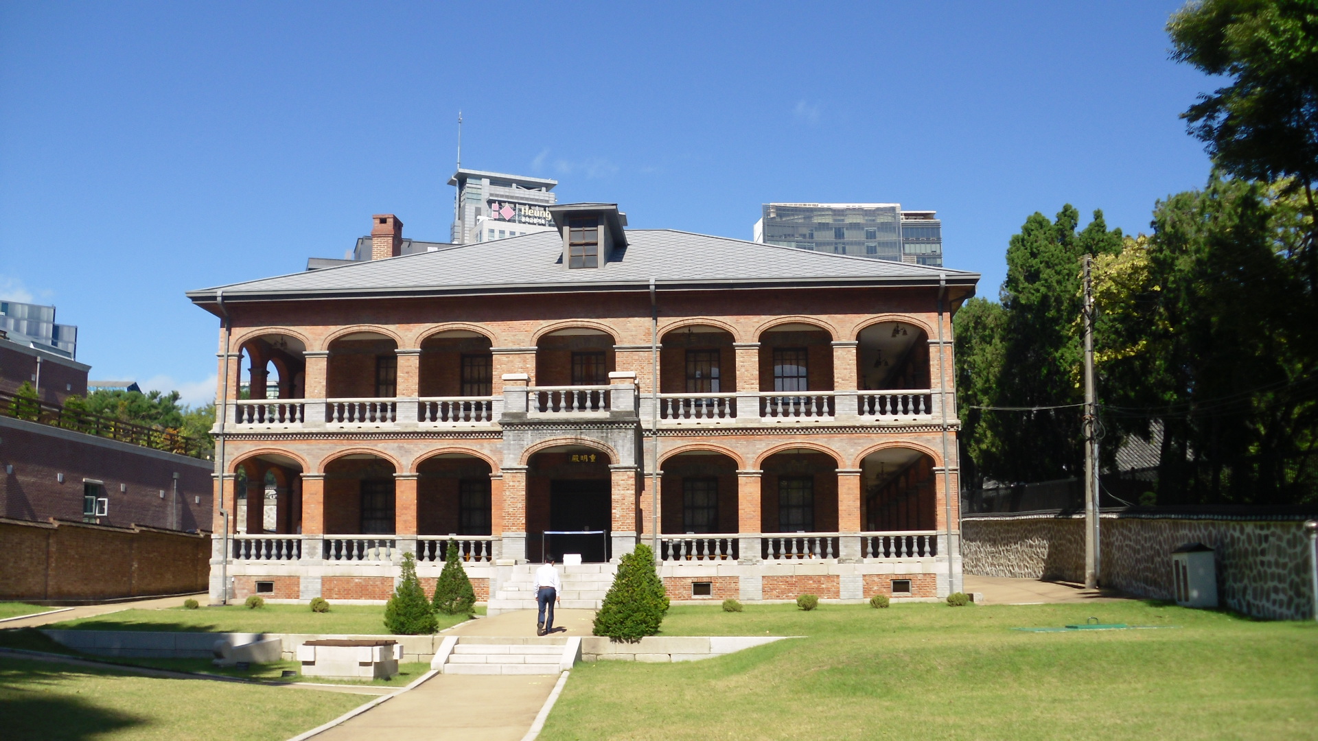 �������� 1900�� ������ ��ä�� �Ǹ��� �����2�� �ǹ��� ������ ���̱� �л縦 ������ ����̸� ��������� ü��� ����� ����̱⵵ �ϴ�.